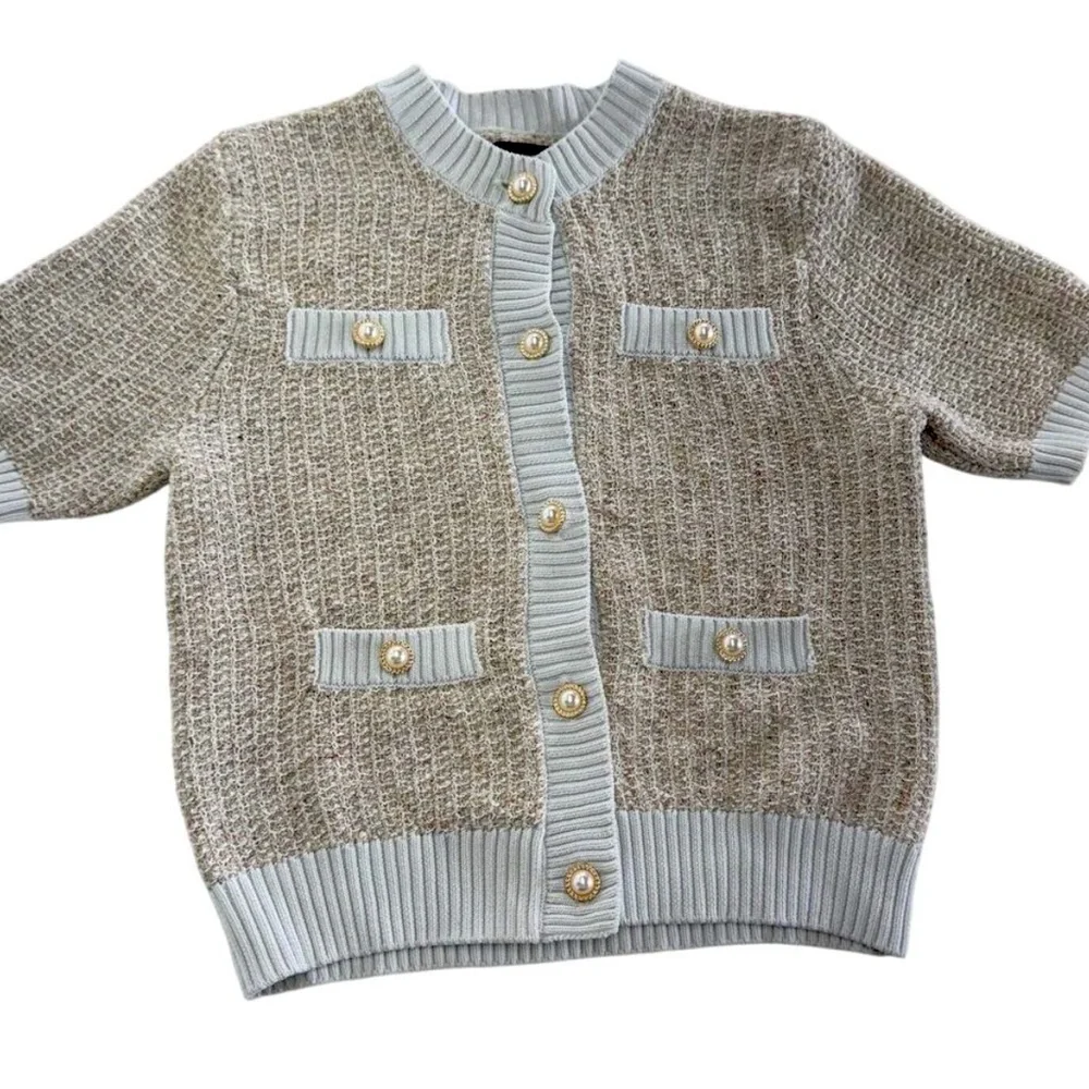 EUC • Urban Revivo Sweater - Picture 3 of 8